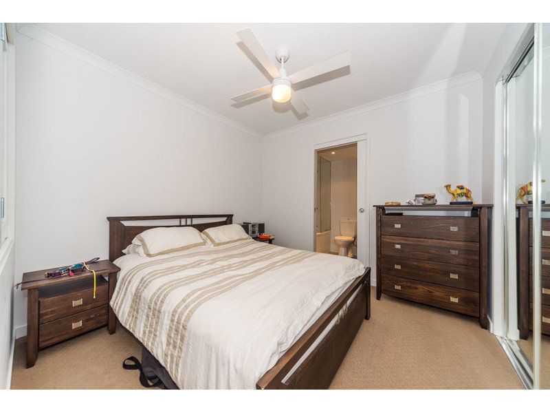North Facing Waterfront Unit