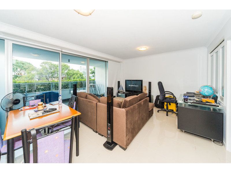 North Facing Waterfront Unit